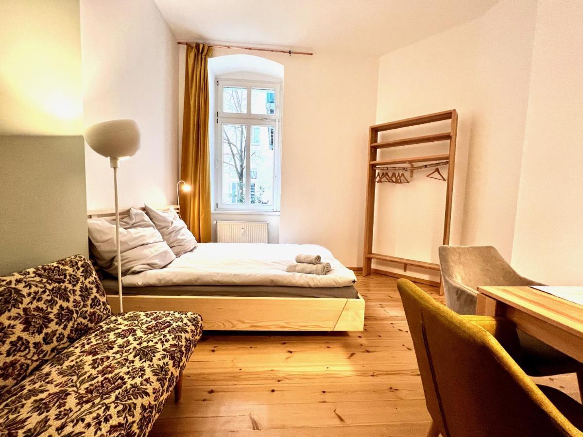Gemuetliche 2-Zimmer-Wohnung Zentral Friedrichshain Berlino Esterno foto