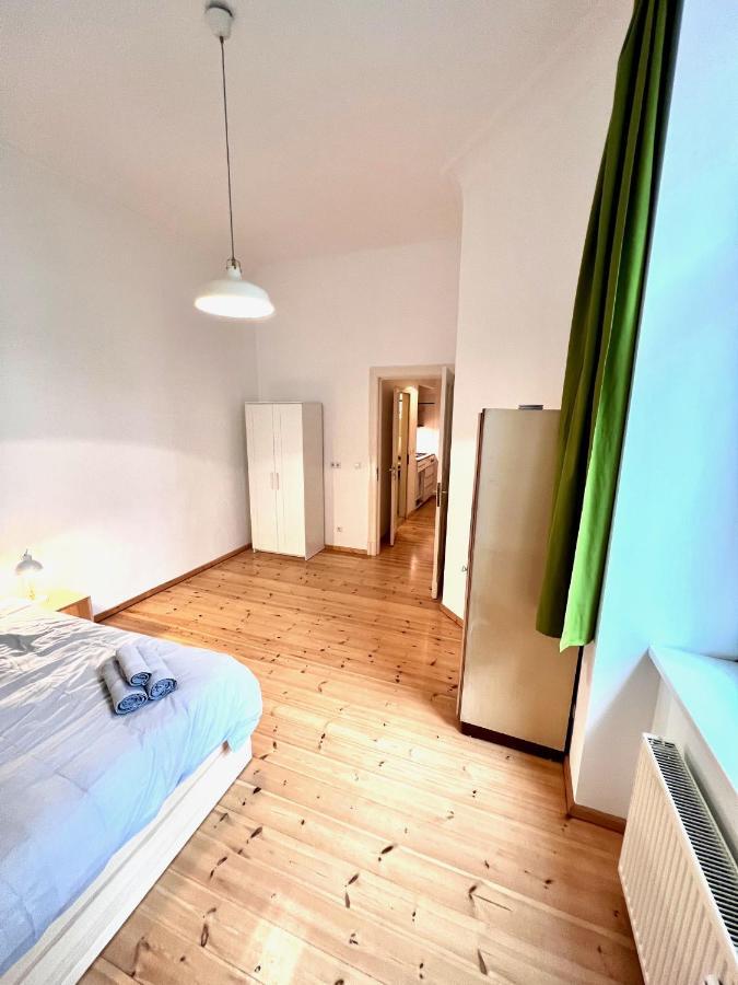 Gemuetliche 2-Zimmer-Wohnung Zentral Friedrichshain Berlino Esterno foto