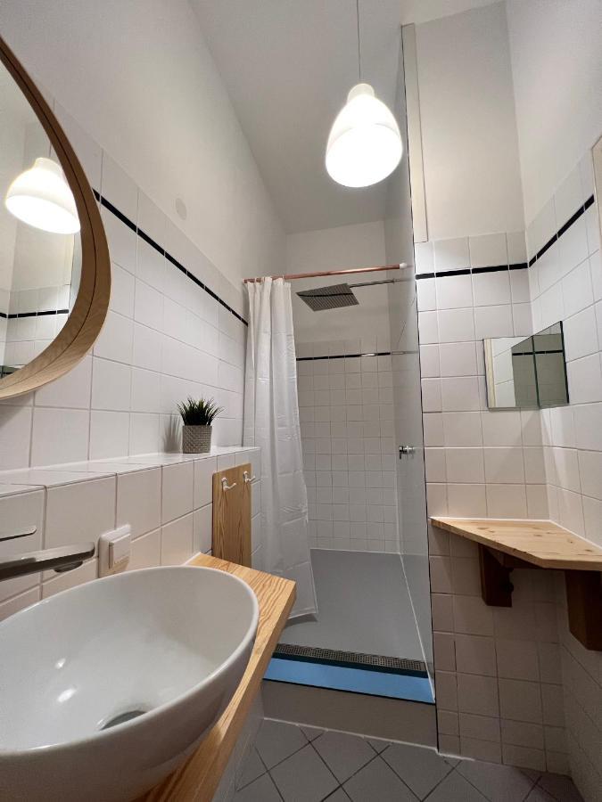 Gemuetliche 2-Zimmer-Wohnung Zentral Friedrichshain Berlino Esterno foto
